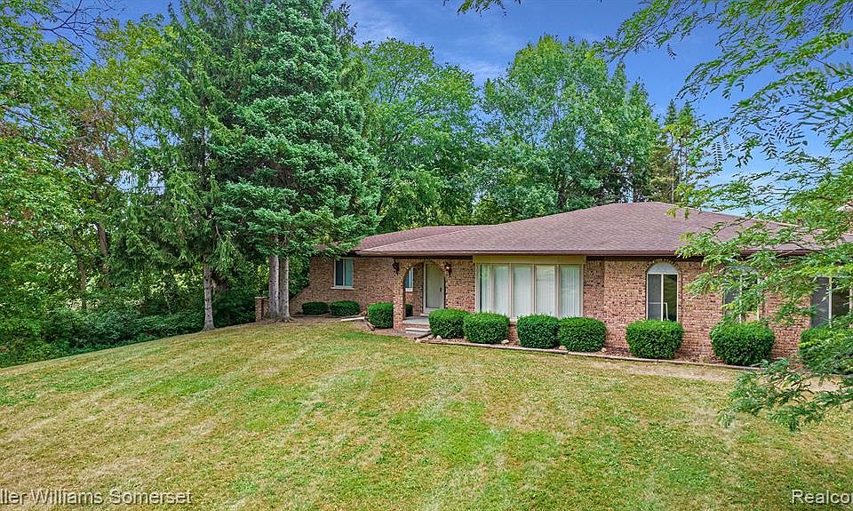 22150 31 Mile Rd, Ray, MI 48096 MLS 20230050658 Zillow