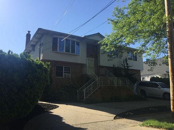 2nd image of 288 Benson Ave