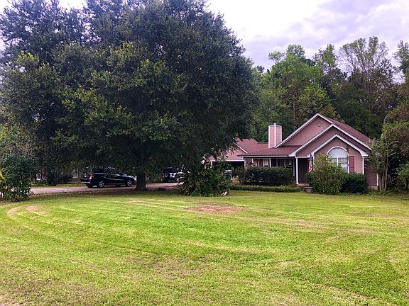 3rd image of 4124 Clay Dr