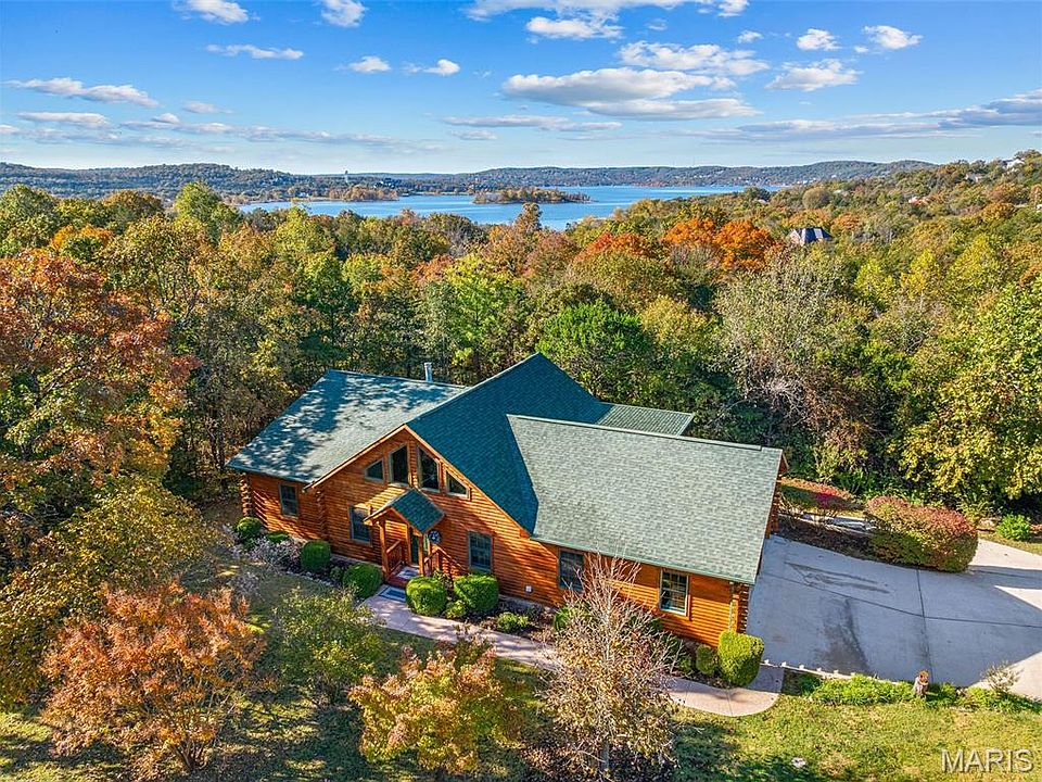 1st image of 791 Crescent Dr