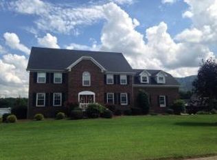 1021 Parham Pl, Kingsport, TN 37660