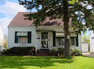 19312 Fairway Ave, Maple Heights, OH 44137