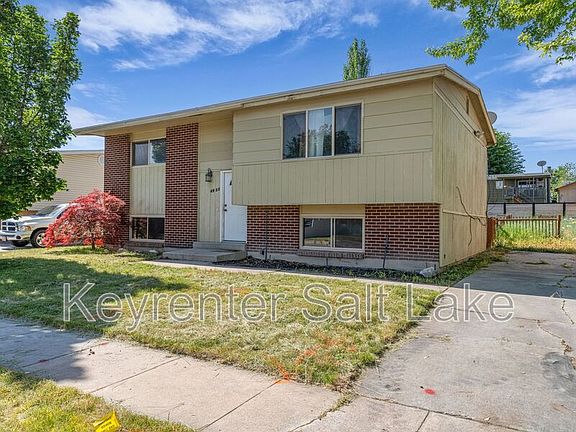 2nd image of 4933 W Kathleen Ave
