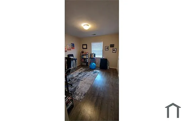 Building Photo - 3232 Berry St #2