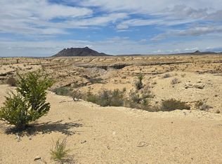5555 Hen Egg Rd, Terlingua, TX 79852