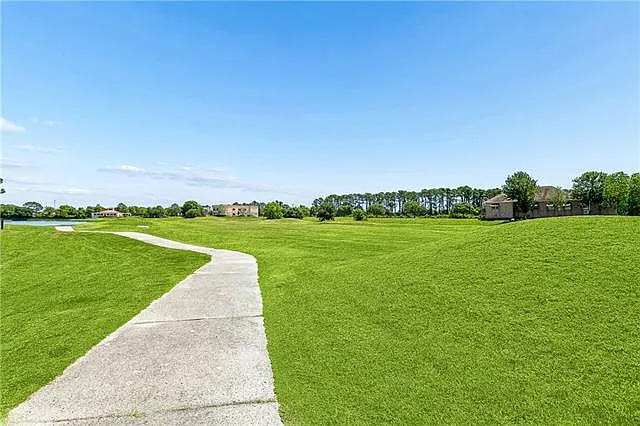 25 Oak Tree Dr — Photo 16
