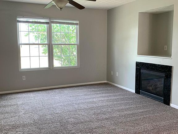3rd image of 3907 Shannon Green Dr #166