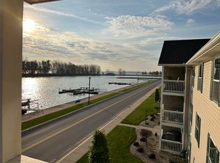 1135 W Bank Rd APT 303, Celina, OH 45822