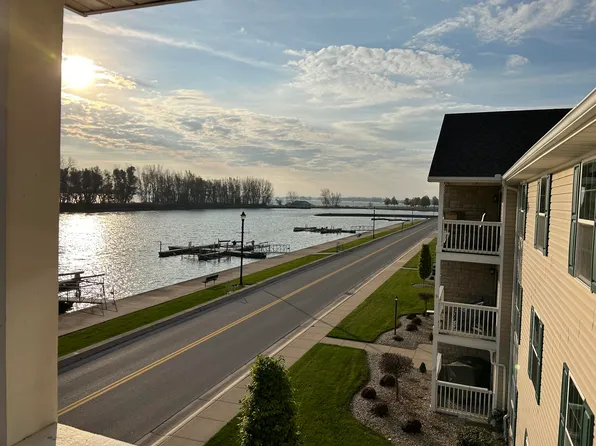 1135 W Bank Rd APT 303, Celina, OH 45822