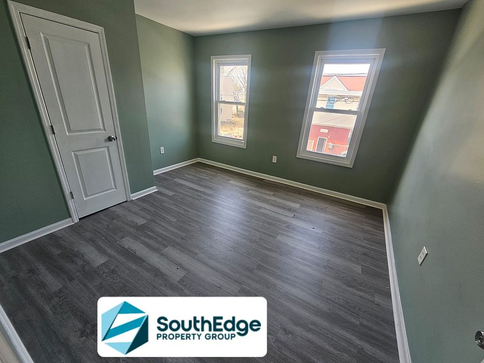 2nd image of 430 S 18th St Floor 2