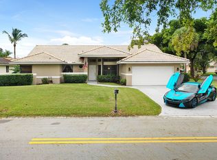 8446 NW 55th Ct, Coral Springs, FL 33067