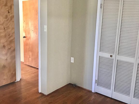 5th image of 1839 Mountjoy St