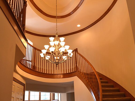 3rd image of 5371 Pembrooke Crossing Ct