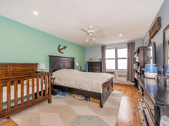 5th image of 333 E Broadway APT 5F