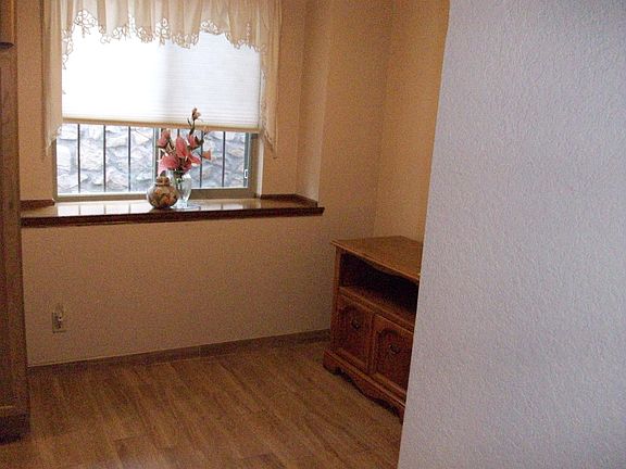 4th image of 931 Agua Caliente Dr
