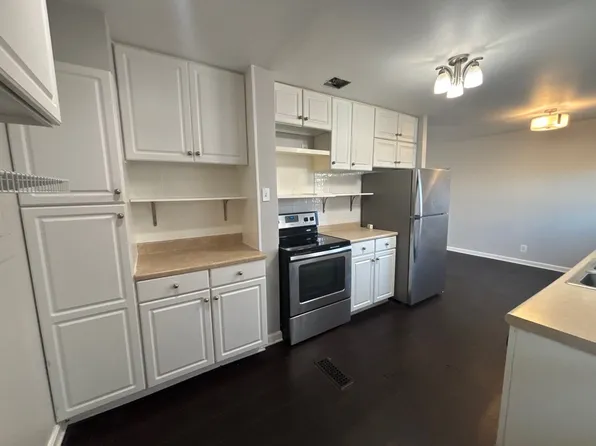 3604 Downing Way, Louisville, KY 40218