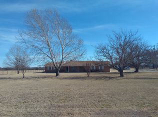 419 S Caddo St, Lipan, TX 76462