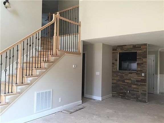 4th image of 331 Fox Xing Lot 331