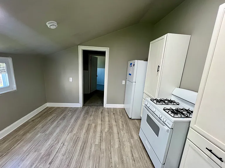 4212 Apple Ave #2 — Photo 6