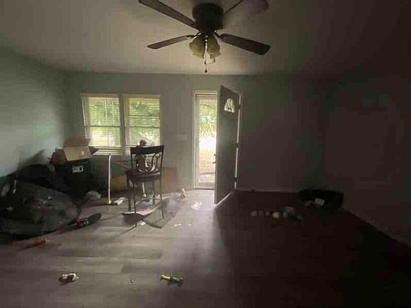 5th image of 16741 Springs Mill Rd
