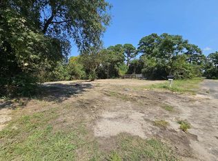 21153 Sherry Ln, Chandler, TX