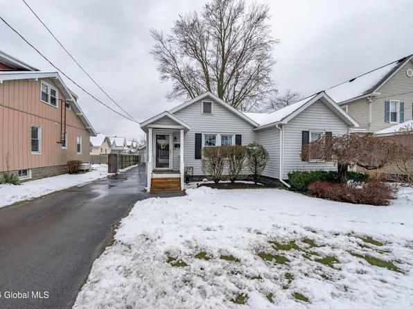 714 Curry Road, Schenectady, NY 12306