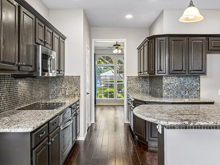 11002 Brandenberg Dr — Photo 10