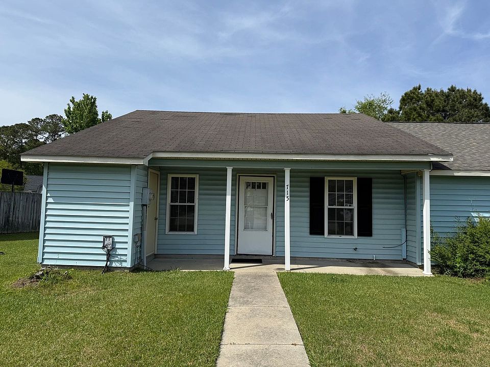 1st image of 715 Pinewood Dr