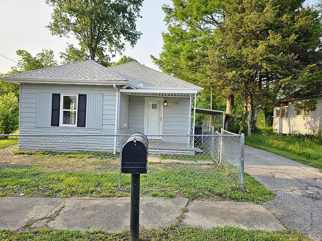 1905 E Garland St, West Frankfort, IL 62896 Zillow
