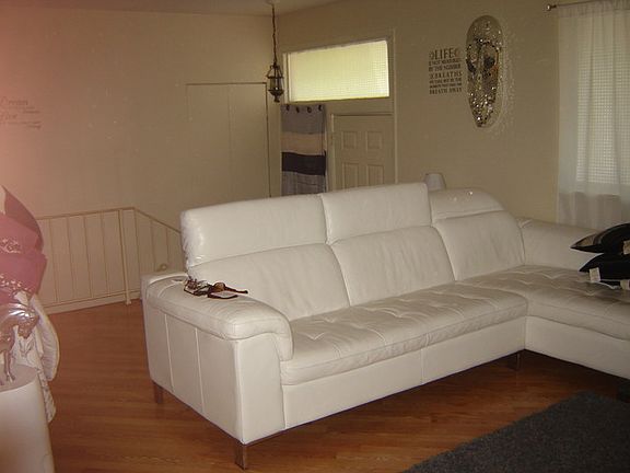 3rd image of 2361 Larch Ln