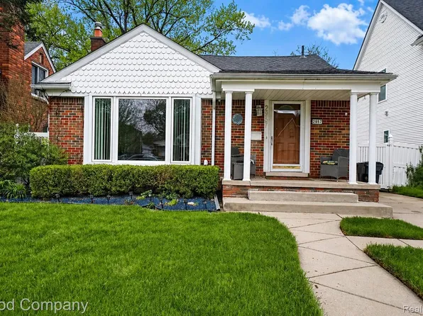 2957 Royal Ave, Berkley, MI 48072