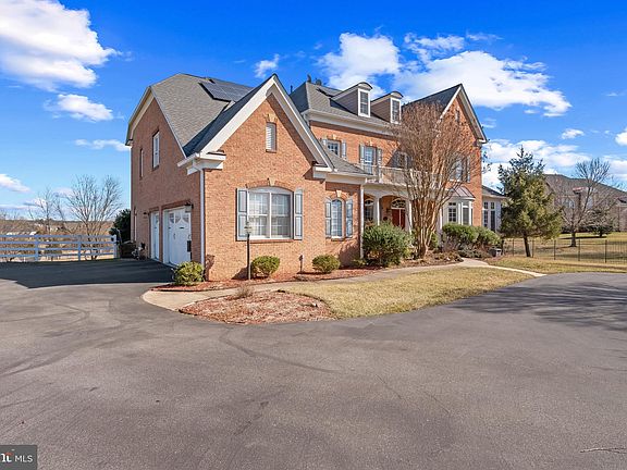 4th image of 12605 Hill Creek Ln
