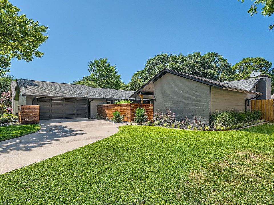 1st image of 1109 Sandpiper Dr