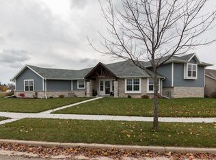 1409 Devon Rd, Burlington, WI 53105