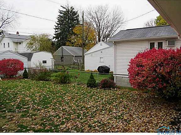 4th image of 1523 Glenbrook Dr