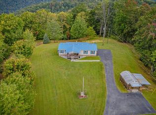 392 Elbert Ramsey Rd, Clinchco, VA 24226