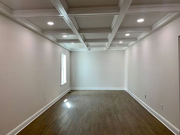 Fam Room w/coffered ceiling