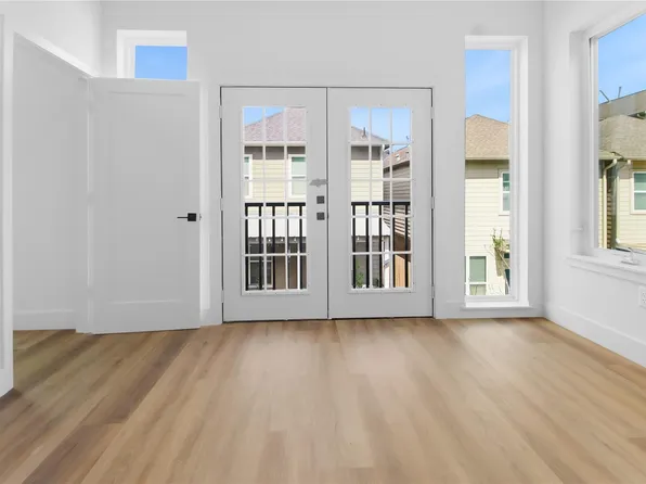 5614 Larkin, Houston, TX