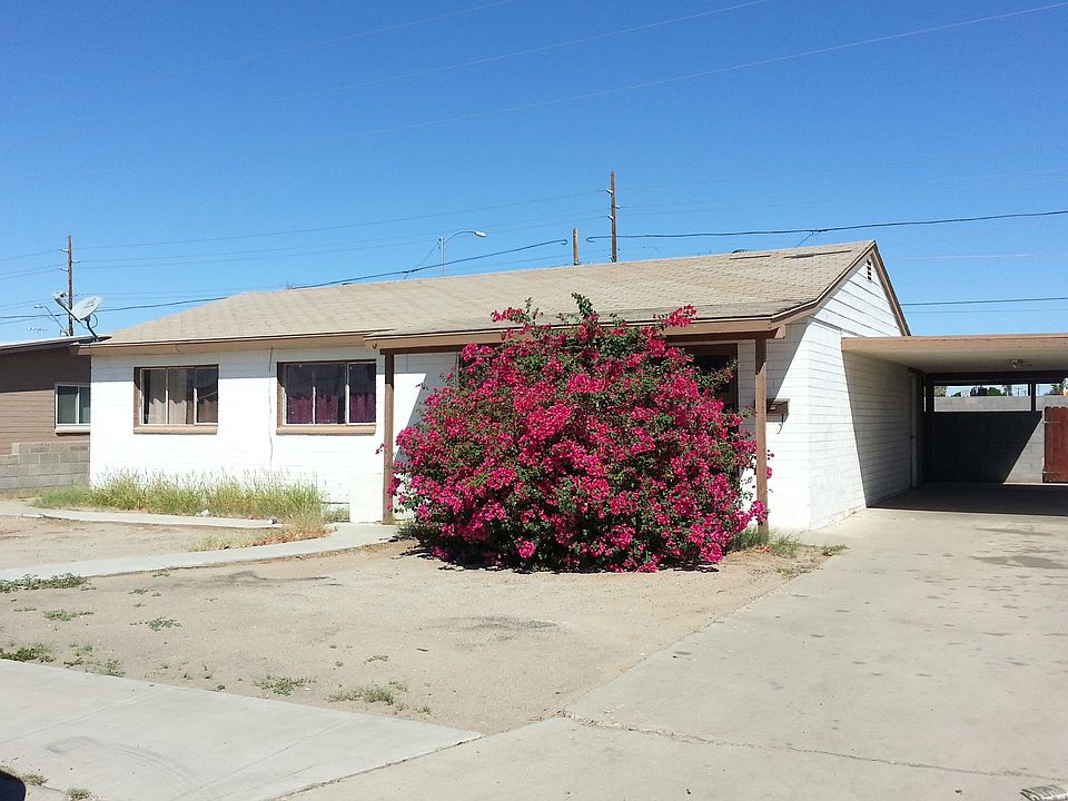 2nd image of 912 E La Mesa St