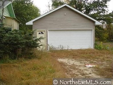 2nd image of 22905 Poppy St NW