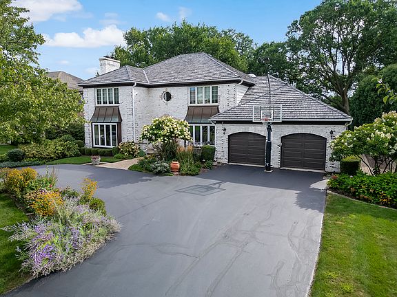 3rd image of 7537 Ridgewood Ln