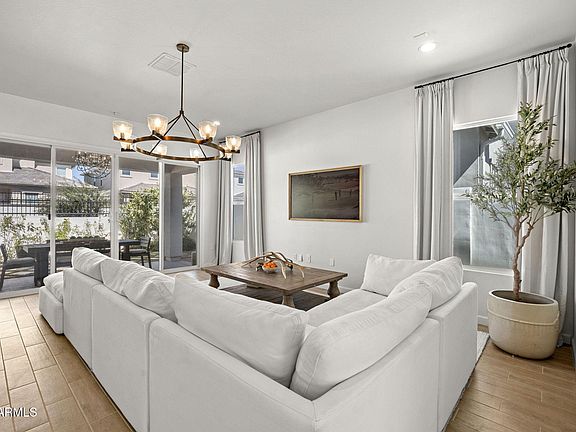 5th image of 5120 E HELENA Drive