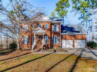 7001 Starchase Ln, Fuquay Varina, NC 27526