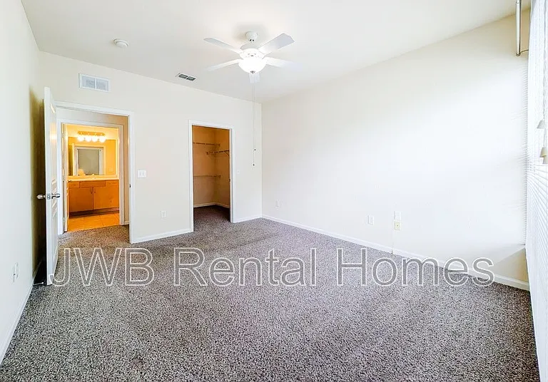 8290 Gate Pkwy W #167 — Photo 9