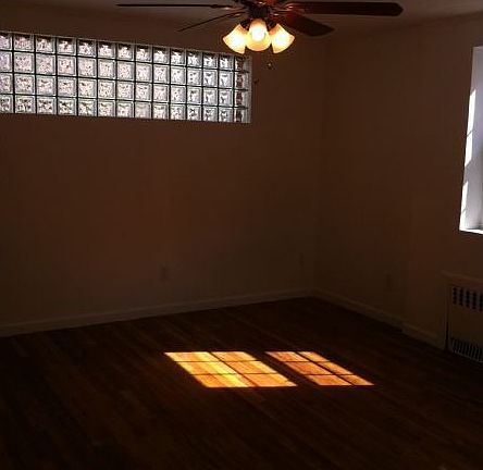 5th image of 2224 Throop Ave