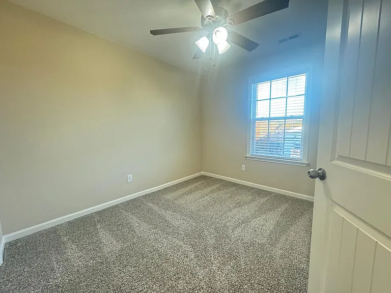1103 Myers Point Dr — Photo 17