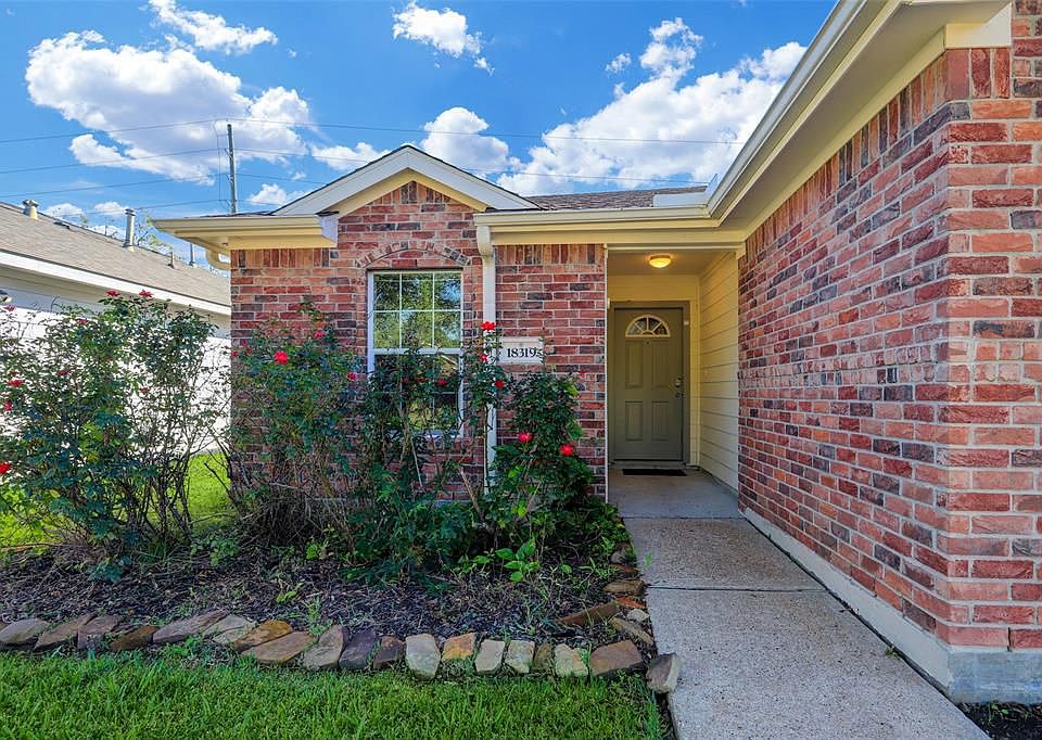 1st image of 18319 Austin Oak Ln