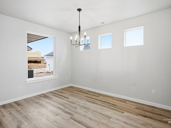7th image of this home