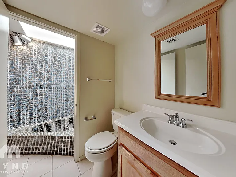 5100 N Miller Rd #23 — Photo 18