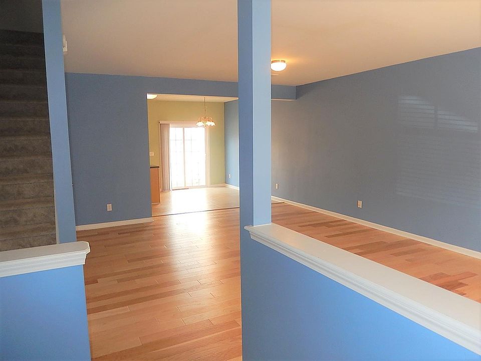 1st image of 1725 Tw Alexander Dr Unit 403